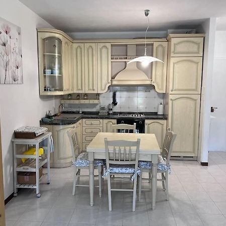 Ferienwohnung Casa Lora Sirmione Exterior foto